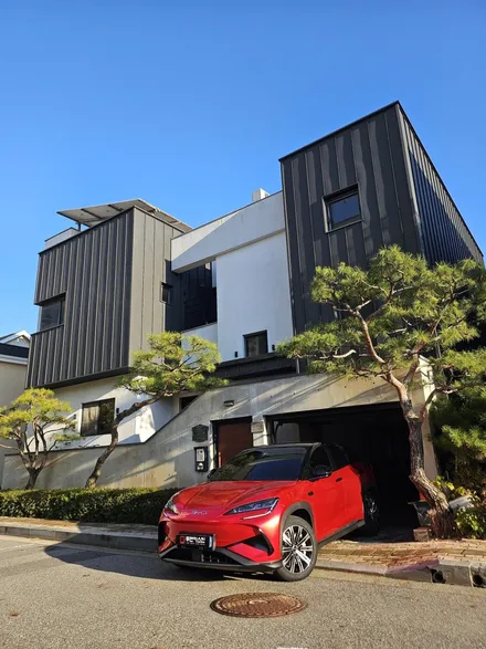 BYD 씨라이언7 전국 1호 투톤 전체랩핑 – 소울무빙레드로 완성된 압도적 존재감 / 인천 남동구 논현동