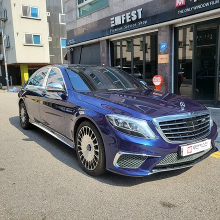인천랩핑 벤츠 S63 amg 기존랩핑 제거 후 BMW 탄자나이트 컬러로 전체랩핑 진행 / 추가로 부분 실버크롬랩핑으로 고급스럽게 만들어 드렸습니다 / 인천 남동구 논현동