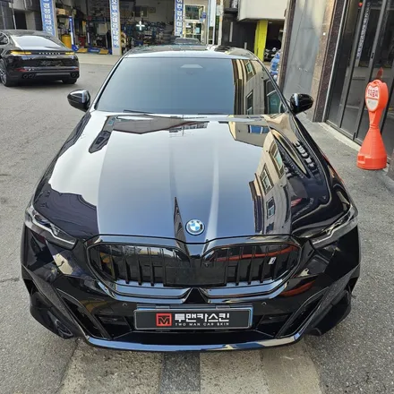 BMW i5 전체 PPF 작업 및 아이코닉글로우 그릴 유광블랙 랩핑 / 인천PPF 전문 / 인천 남동구 논현동