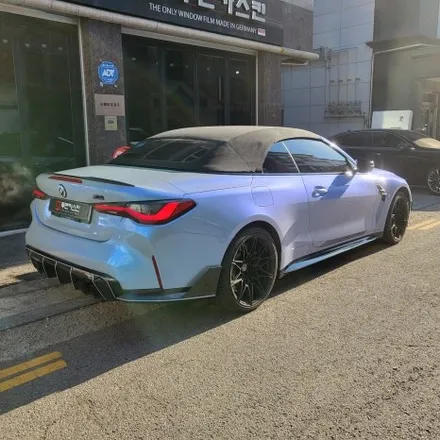 BMW M4 기존 사틴블랙 랩핑 제거 후 오토벨벳 문스톤 그레이 컬러로 전체랩핑 재 시공 해드렸습니다^^ 추가로 커스텀 데칼까지!/ BMW M4 랩핑 전문점 투맨카스킨 / 파주랩핑 / 인천 남동구 논현동