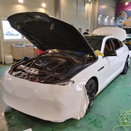 인천 랩핑 BMW 6시리즈 유광 화이트 전체랩핑/에이버리데니슨/6시리즈 랩핑 / 인천 남동구 논현동