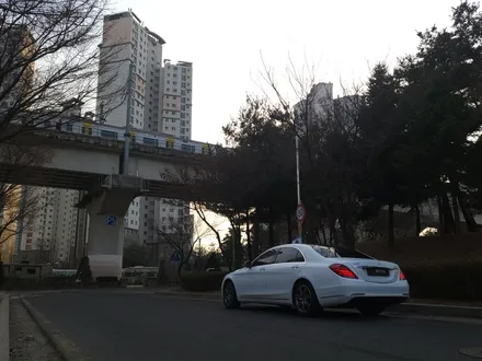 [투맨카스킨] 벤츠 S클래스 전체랩핑 / 3m2080 사틴프로즌바닐라 / 고급스러움의 끝판왕 / 인천랩핑 의정부랩핑 김포랩핑 일산랩핑 파주랩핑 송도랩핑 시흥랩핑 강서구랩핑 논현랩핑 / 인천 서구, 부평, 부천