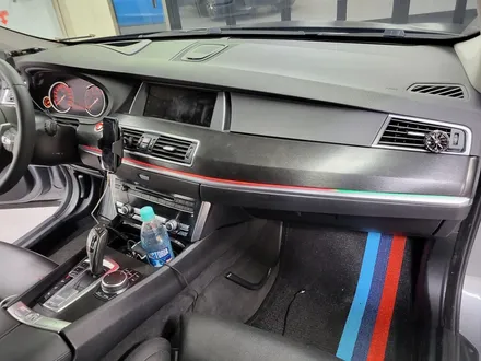 [투맨카스킨]BMW 5gt 전체랩핑 / 실내랩핑 / 브러쉬드블랙메탈릭 / 3m2080 / 인천랩핑 / 논현랩핑 / 시흥랩핑 / 송도랩핑 / 청라랩핑 / 인천 서구, 부평, 부천