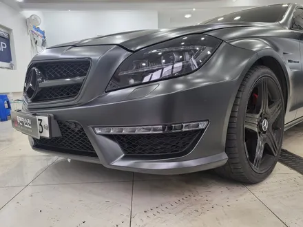 벤츠 CLS 63 AMG 전체랩핑 / CLS 차량중 포스는 당연 1등 / 메탈릭블랙락그레이 / CLS랩핑 전문점 / 안산랩핑 안산시랩핑 안산랩핑샵 랩핑샵 / 인천 서구, 부평, 부천