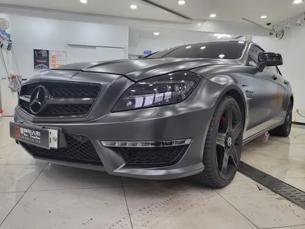 벤츠 CLS 63 AMG 전체랩핑 / CLS 차량중 포스는 당연 1등 / 메탈릭블랙락그레이 / CLS랩핑 전문점 / 안산랩핑 안산시랩핑 안산랩핑샵 랩핑샵 / 인천 서구, 부평, 부천