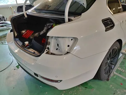인천 랩핑 BMW 5시리즈 사틴퍼플메탈릭 전체 랩핑 포스팅/에이버리데니슨 / 인천 남동구 논현동