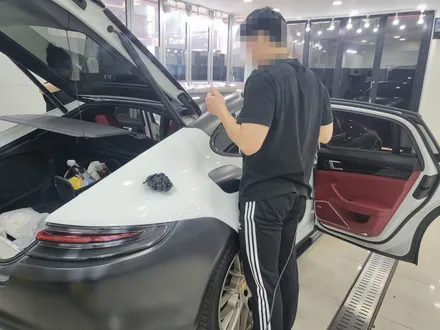 포르쉐 파나메라 사틴 세라믹 화이트 전체랩핑 / 3년전에 랩핑하셨다가 색상바꾸시기위해 재방문 주셨습니다 / 송도랩핑 / 인천 서구, 부평, 부천