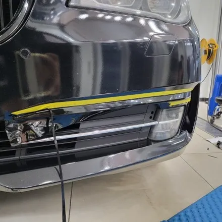 인천랩핑 BMW 7시리즈 전체크롬죽이기 작업기 / 3m2080유광블랙 사용 / 엠블럼 레터링 이지튠작업 / 인천 남동구 논현동