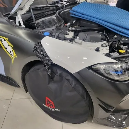 BMW M4 기존 사틴블랙 랩핑 제거 후 오토벨벳 문스톤 그레이 컬러로 전체랩핑 재 시공 해드렸습니다^^ 추가로 커스텀 데칼까지!/ BMW M4 랩핑 전문점 투맨카스킨 / 파주랩핑 / 인천 남동구 논현동