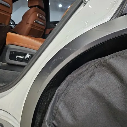 BMW X7 사고 수리 후 재시공! 다시 완벽하게 복원된 사틴블랙 랩핑 │ 인천 랩핑 전문점 투맨카스킨 / 인천 남동구 논현동