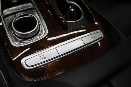 더K9 어라운드뷰(서라운드뷰) 순정 시공과 풀 LCD 계기판 교체로 이제 주차의 신이 됩니다.