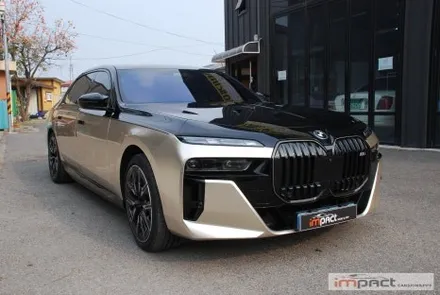 수원 화성 랩핑 BMW i7 고광택 샴페인골드 하단 투톤/듀오톤랩핑 / 수원시 권선구 고색동