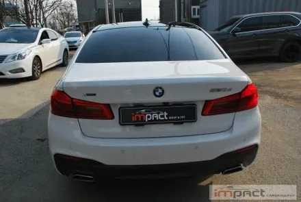 수원/성남/광교 임팩트 BMW5 고광택 루프스킨 , 사이드미러 카본랩핑 / 수원시 권선구 고색동