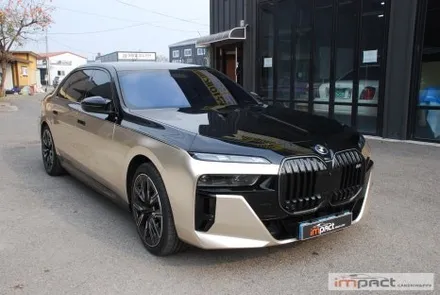 수원 화성 랩핑 BMW i7 고광택 샴페인골드 하단 투톤/듀오톤랩핑 / 수원시 권선구 고색동