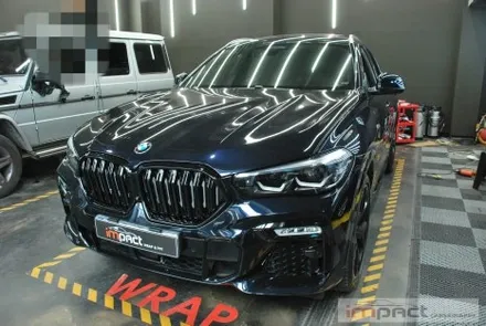 광교 수원 성남 랩핑 임팩트 BMW X6 그릴교환,윈도우몰딩 크롬죽이기 / 수원시 권선구 고색동