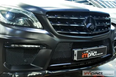수원 랩핑 임팩트 벤츠 ML63 AMG 앞/뒤범퍼 사틴블랙 재시공 / 수원시 권선구 고색동