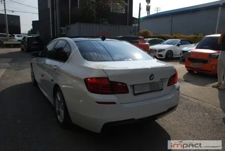 수원 랩핑 BMW5시리즈 블랙유광 루프스킨 후 파노라마 느낌 그대로! / 수원시 권선구 고색동