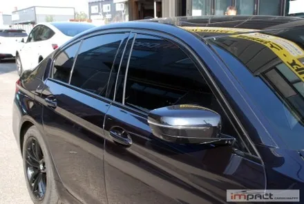 수원 용인 크롬죽이기 BMW5시리즈 윈도우몰딩 , 휀더 덕트 블랙랩핑 / 수원시 권선구 고색동