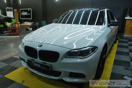 수원 랩핑 제거 후 BMW5시리즈 블랙유광 루프스킨 재시공 진행! / 수원시 권선구 고색동