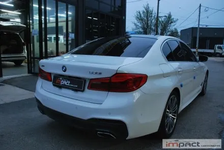 수원 루프 랩핑 재시공 BMW5시리즈 블랙유광 루프스킨 작업 완료 / 수원시 권선구 고색동
