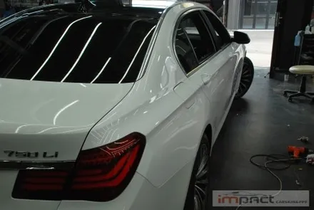 수원 랩핑 재시공 BMW7 사고부위 부분랩핑 재시공으로 복구완료 / 수원시 권선구 고색동