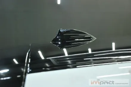 수원 랩핑샵 고광택 블랙유광 BMW 118d 루프스킨 재시공 / 수원시 권선구 고색동
