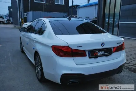 수원 루프 랩핑 재시공 BMW5시리즈 블랙유광 루프스킨 작업 완료 / 수원시 권선구 고색동