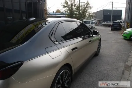 수원 화성 랩핑 BMW i7 고광택 샴페인골드 하단 투톤/듀오톤랩핑 / 수원시 권선구 고색동