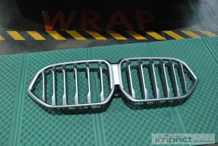 광교 수원 성남 랩핑 임팩트 BMW X6 그릴교환,윈도우몰딩 크롬죽이기 / 수원시 권선구 고색동