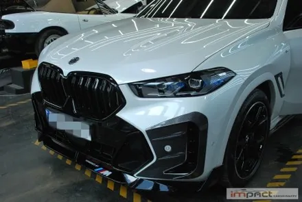 수원 고광택 랩핑 BMW X6 코치라인 데칼랩핑으로 포인트 주기 / 수원시 권선구 고색동