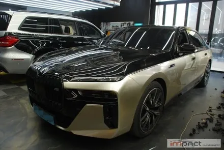 수원 화성 랩핑 BMW i7 고광택 샴페인골드 하단 투톤/듀오톤랩핑 / 수원시 권선구 고색동