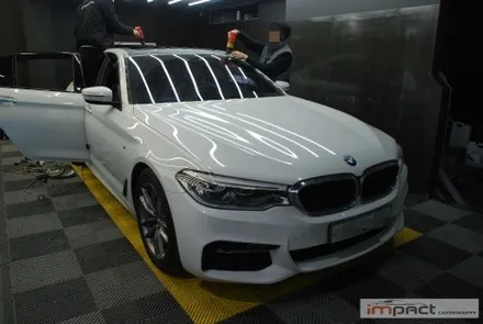 수원 루프스킨 잘하는곳 ! BMW 520d  필름 제거 및 랩핑 재시공 / 수원시 권선구 고색동