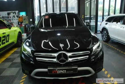 수원 랩핑 벤츠 GLC 350e 프론트 범퍼 하단 크롬죽이기로 통일감 완성! / 수원시 권선구 고색동