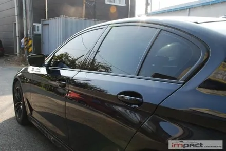수원 용인 크롬죽이기 BMW5시리즈 윈도우몰딩 , 휀더 덕트 블랙랩핑 / 수원시 권선구 고색동
