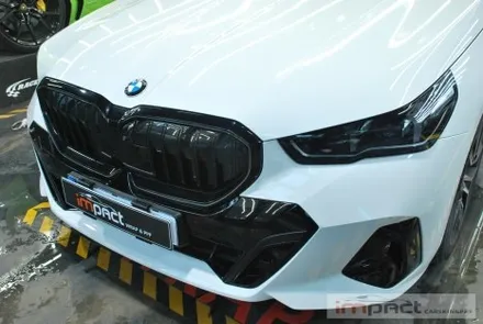 수원 고광택랩핑 신형 BMW5 사이드미러,그릴크롬죽이기,라이트ppf시공 / 수원시 권선구 고색동