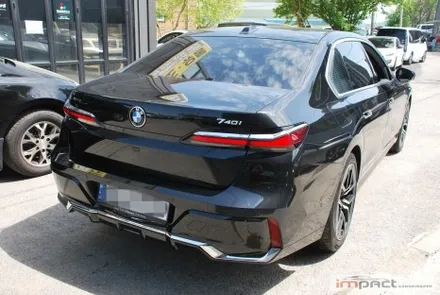 수원 랩핑 PPF BMW i7 손상이 잦은 부위에 생활보호ppf는 필수! / 수원시 권선구 고색동