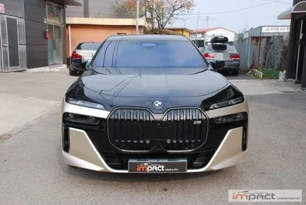 수원 화성 랩핑 BMW i7 고광택 샴페인골드 하단 투톤/듀오톤랩핑 / 수원시 권선구 고색동