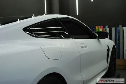수원 성남 랩핑 BMW M8 순정 프로즌 블랙에서 세련된 사틴화이트로 완벽 변신! / 수원시 권선구 고색동