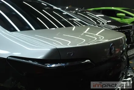 광교랩핑/동탄랩핑/수원랩핑 신형 BMW I7 샴페인골드 상단 듀오톤랩핑 , 코치라인 시공 / 수원시 권선구 고색동