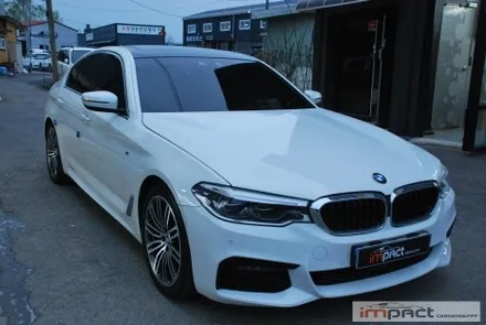 수원 루프 랩핑 재시공 BMW5시리즈 블랙유광 루프스킨 작업 완료 / 수원시 권선구 고색동
