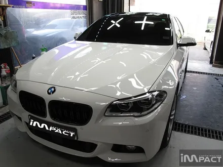 수원랩핑 BMW520d 루프스킨 저렴하고 퀄리티좋은 임팩트에서 시공완료!! / 수원시 권선구 고색동