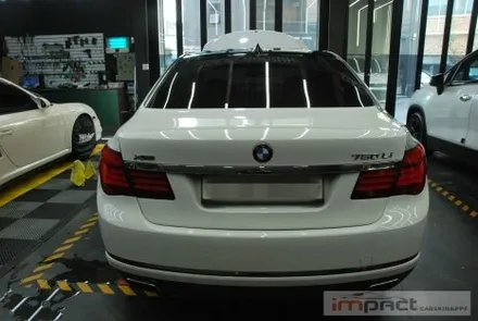 수원 랩핑 재시공 BMW7 사고부위 부분랩핑 재시공으로 복구완료 / 수원시 권선구 고색동
