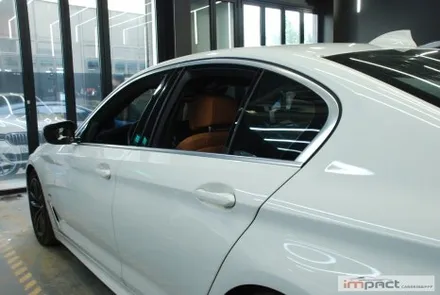 용인 수원 랩핑 BMW5 크롬죽이기 재단&손재단 병행하여 더 완벽한 핏! / 수원시 권선구 고색동