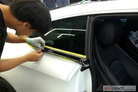 화성 수원 랩핑 벤츠 c클래스 전체 크롬죽이기 필름 제거 및 재시공 / 수원시 권선구 고색동