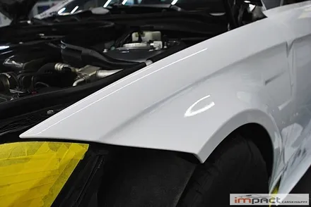 수원 벤츠CLS63AMG 순정과같은느낌의 화이트유광랩핑-임팩트 / 수원, 광교, 화성, 동탄