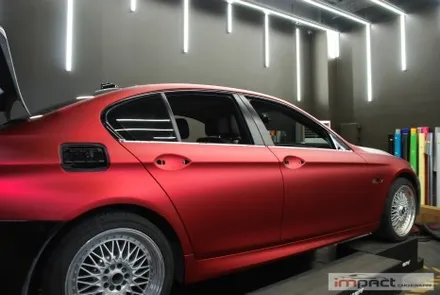 수원 랩핑 BMW5시리즈 F10 로마니레드 무광레드크롬 전체랩핑 시공 / 수원시 권선구 고색동