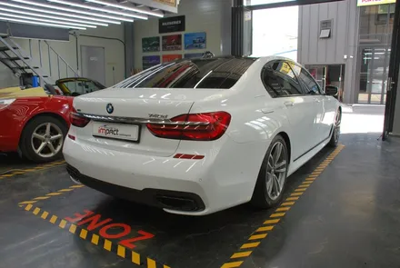 BMW7 화이트유광 전체랩핑 시공 / 수원, 광교, 화성, 동탄
