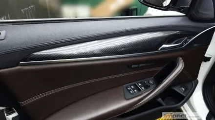 수원 랩핑 잘하는곳 ! BMW5시리즈 루프 재시공 및 실내 카본 랩핑 / 수원시 권선구 고색동