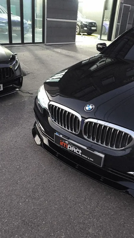 수원 랩핑 BMW 5시리즈 윈도우몰딩 크롬죽이기 래핑 시공 / 수원시 권선구 고색동