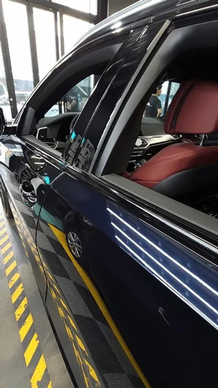 광교 수원 성남 랩핑 임팩트 BMW X6 그릴교환,윈도우몰딩 크롬죽이기 / 수원시 권선구 고색동